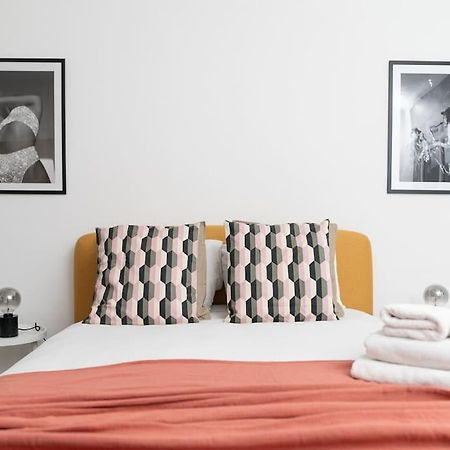 Two Bedroom Apartment By Buonomo Stays Short Lets & Serviced Accommodation In Balham With Balcony 伦敦 外观 照片